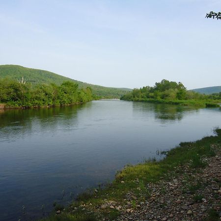 Cajun Cedar Log Cottages Margaree Forks Esterno foto